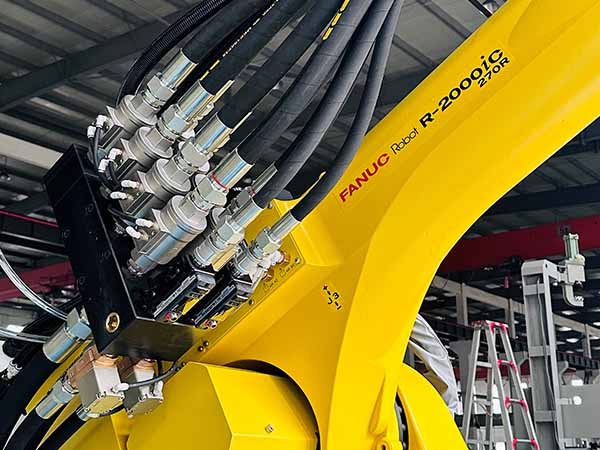 壓鑄周邊設(shè)備噴霧機(jī)專(zhuān)用閥：OMAL氣動(dòng)梭閥